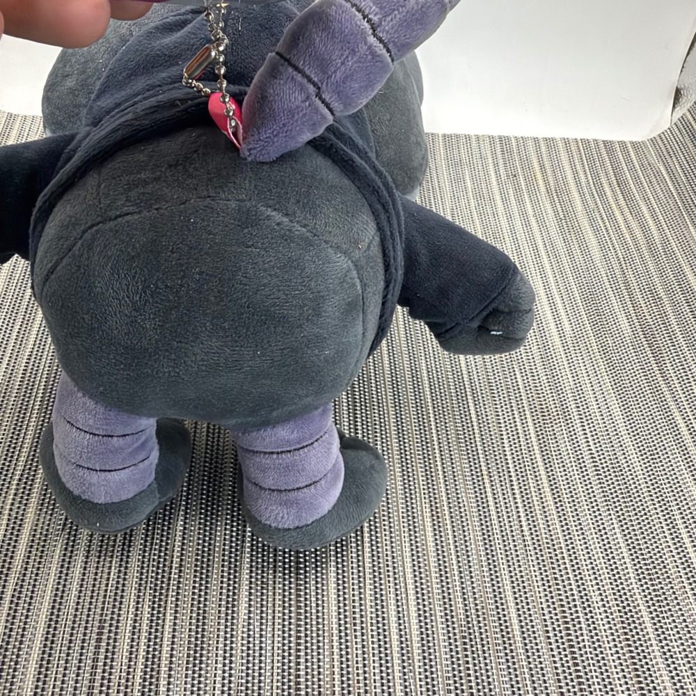 Youtooz Elasticdroid V2 Plush 9in Grey Limited Edition Streamer Kastro Nara Toy - Picture 10 of 10